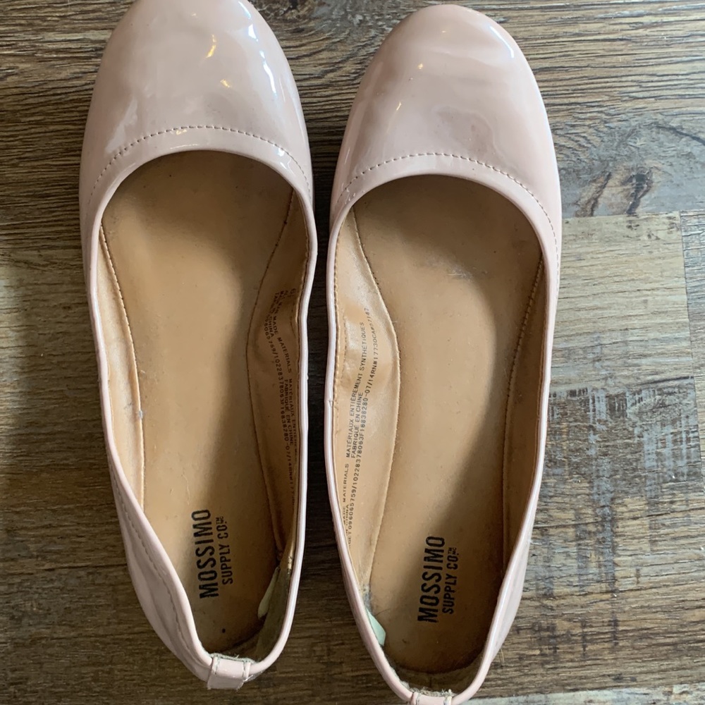 Nude Ballet Flats